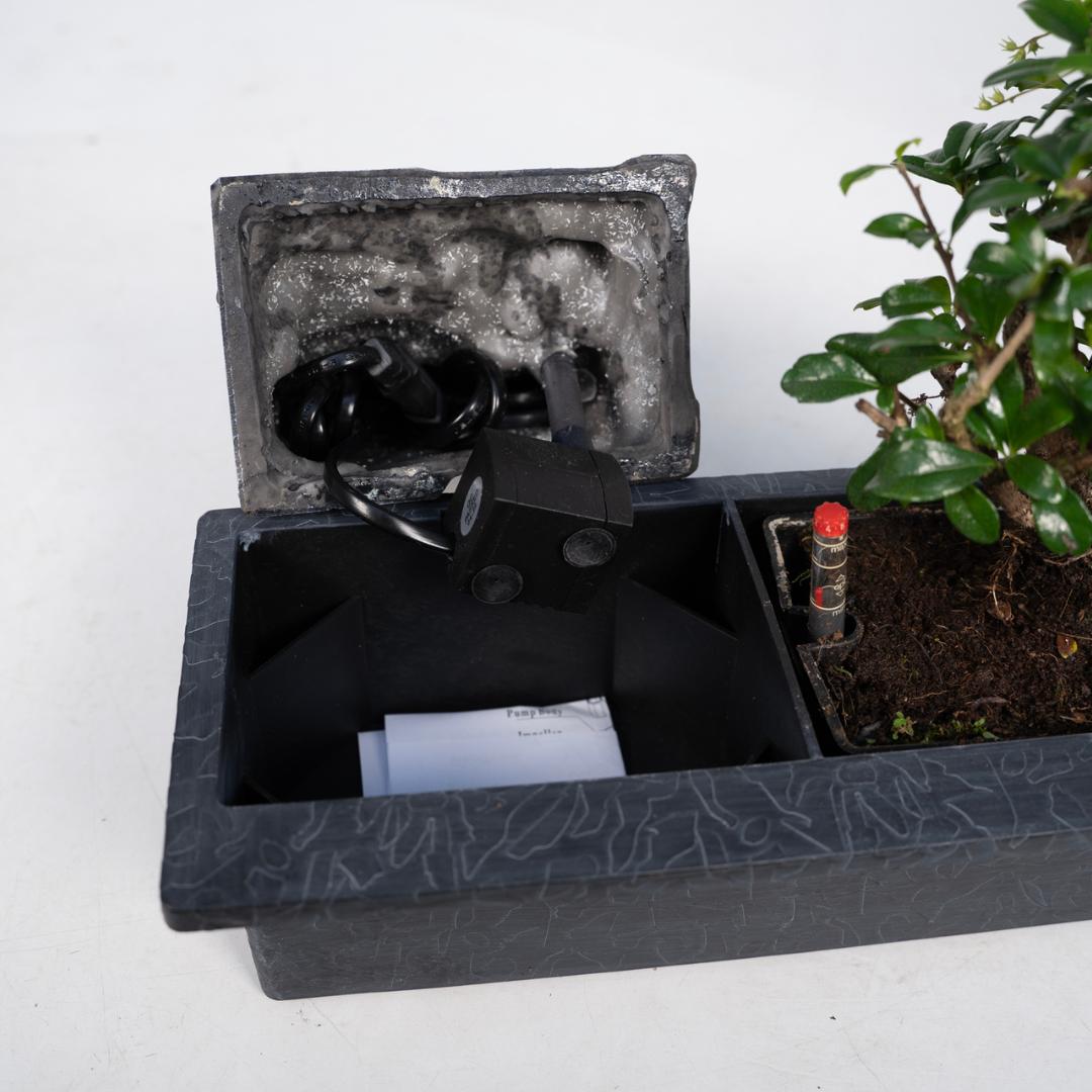 Bonsai waterval met boeddha - ↨25cm